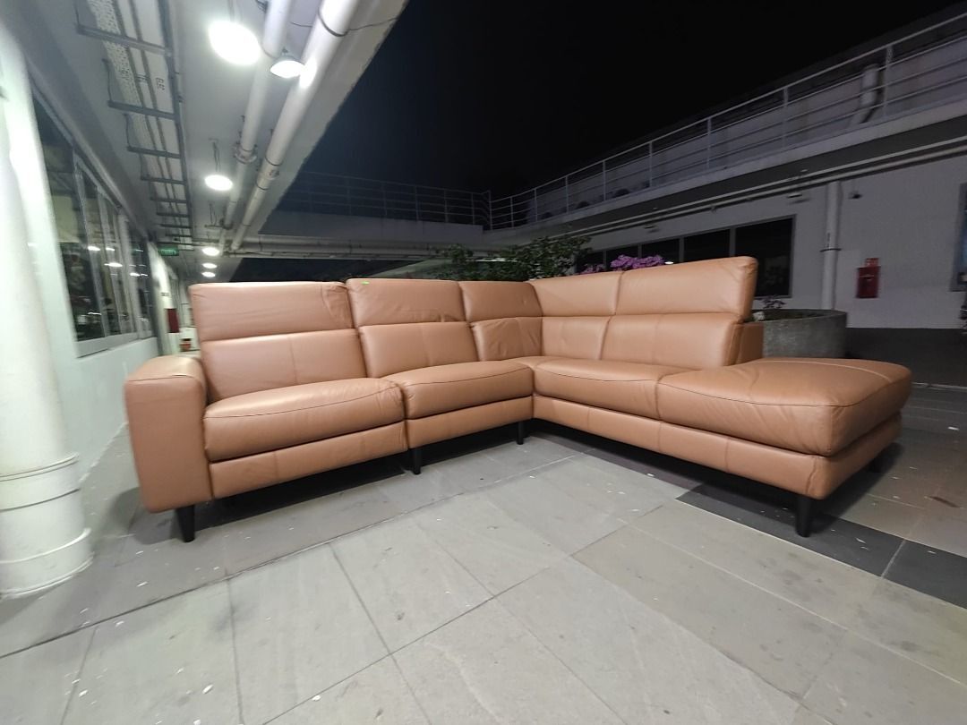 genesis_lshape_full_leather_so_1779351416_8fbe2a6b_progressive