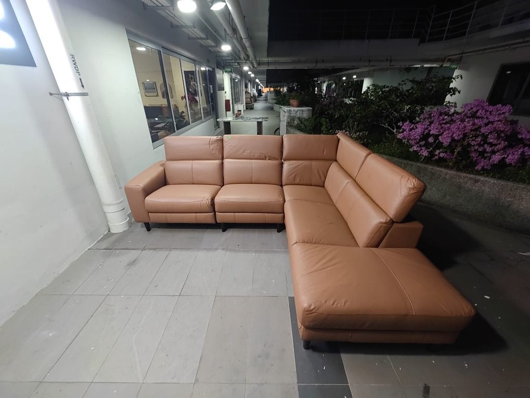 genesis_lshape_full_leather_so_1779351416_725a949b_progressive