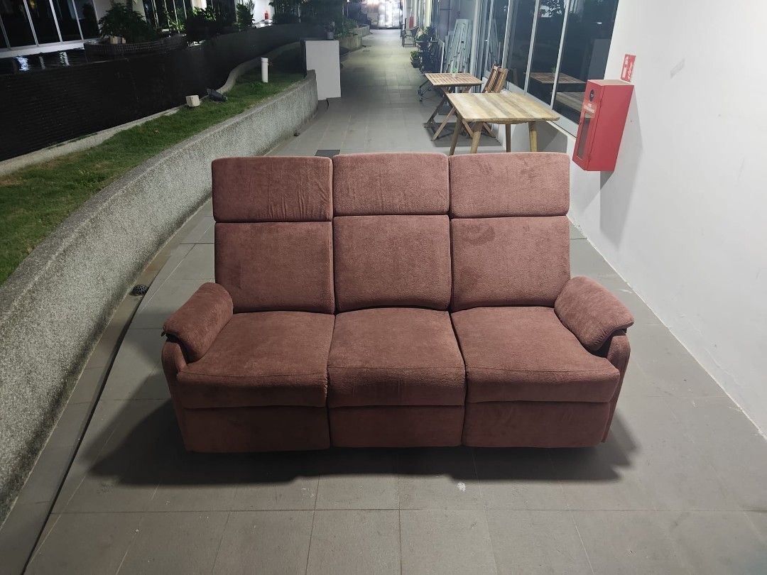 molzahn_3_seater_manual_reclin_1781280624_882bba60_progressive