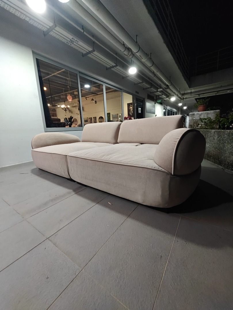 snail_pet_friendly_3_seater_so_1774430646_f258cdca_progressive