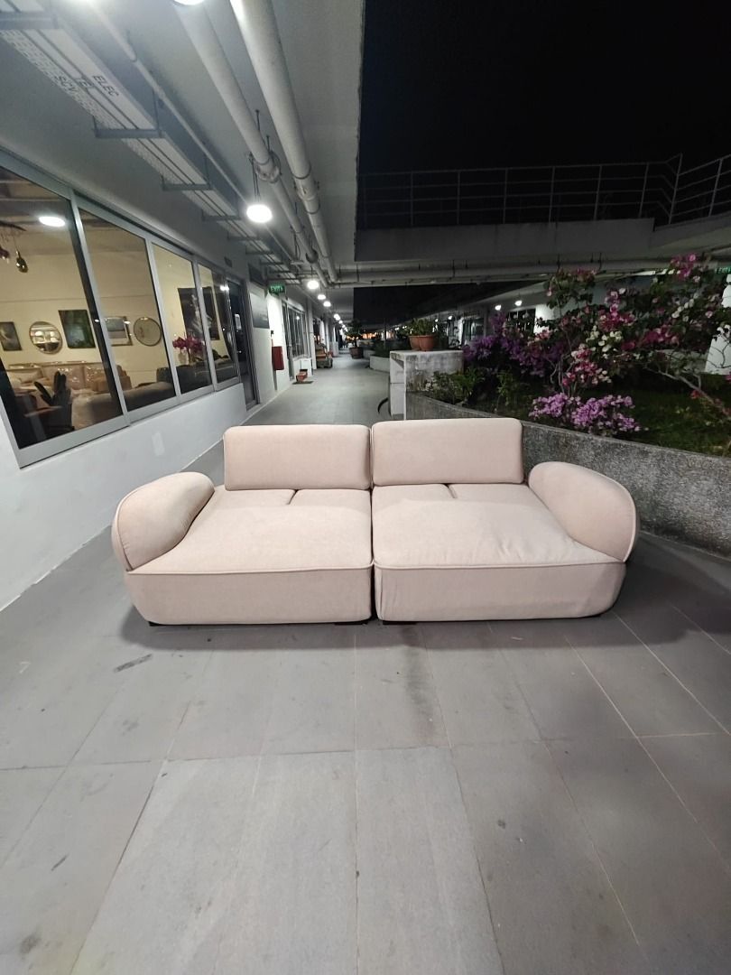 snail_pet_friendly_3_seater_so_1774430646_ee56435f_progressive