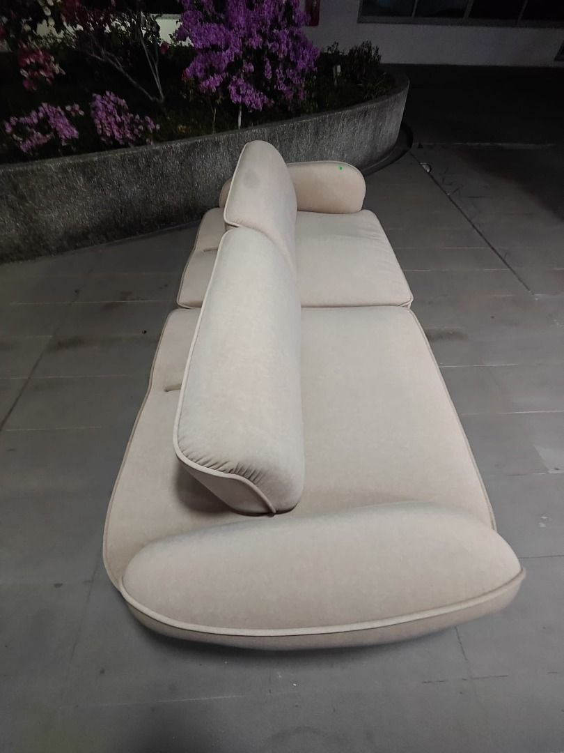 snail_pet_friendly_3_seater_so_1774430646_5932197f_progressive