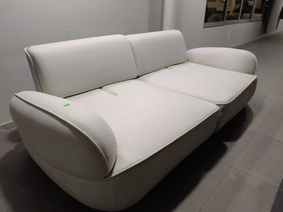 snail_3_seater_sofa_with_adjus_1773982622_70955ef9_progressive