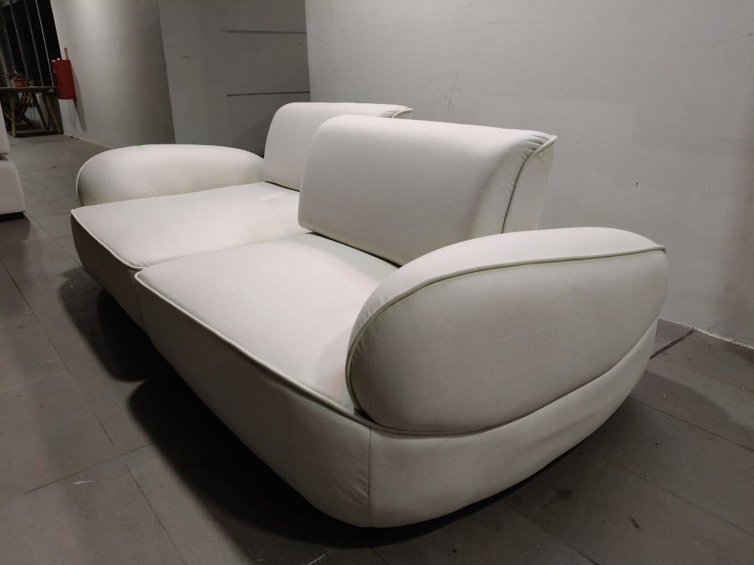 snail_3_seater_sofa_with_adjus_1773982622_02253cdd_progressive