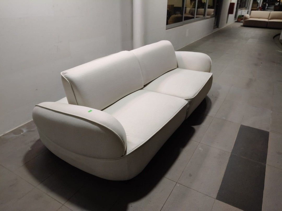 snail_3_seater_sofa_with_adjus_1773982622_037d2421_progressive
