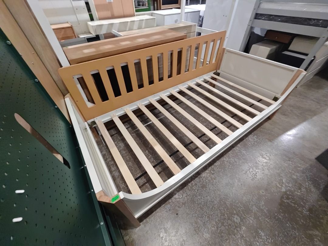 carver_kids_day_bed_single_siz_1787038114_1649bc0c_progressive