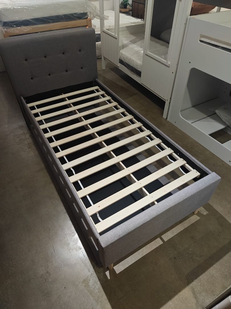 brickell_single_bedframe_with__1786683594_b561ee6e_progressive