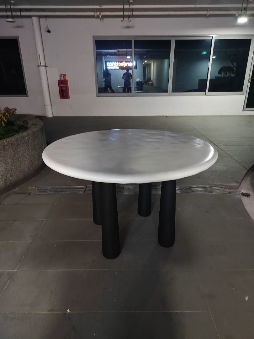 voltron_round_dining_table_cas_1787988645_75c74633_progressive