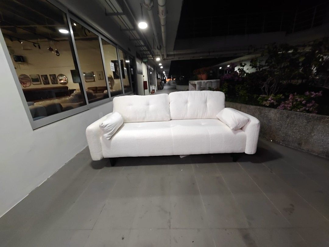 leoni_3_seater_sofa_bed_in_bou_1783768548_cf2bd611_progressive