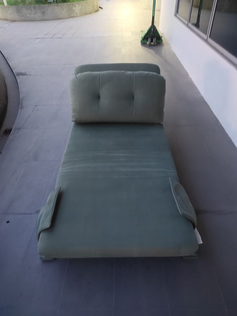 nevera_foldable_sofa_bed_1781855862_cbb5c1a0_progressive