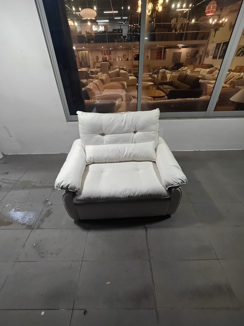 vanoyeke_ultraplush_1_seater_s_1776164405_660c2562_progressive