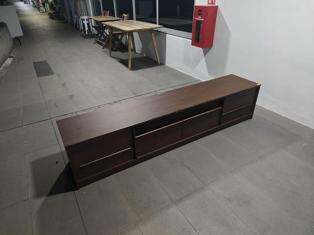 paunovic_20m_tv_console_walnut_1788428933_61f3bb8b_progressive