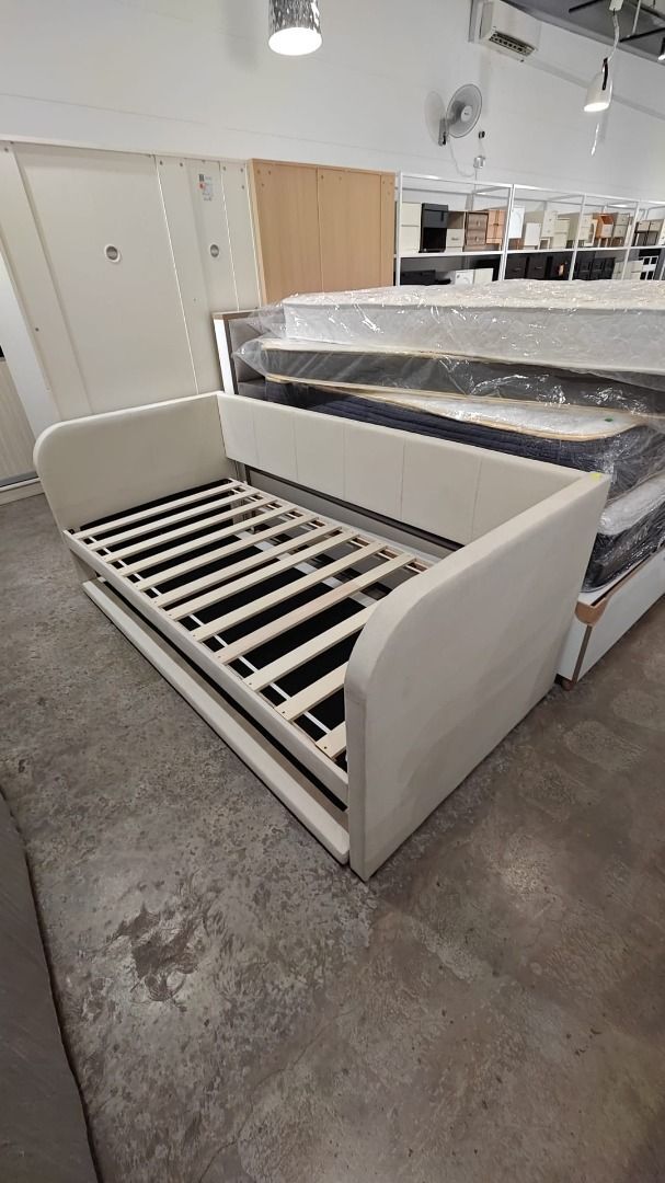 lafaya_single_day_bed_with_pul_1788499094_3a85b1e9_progressive