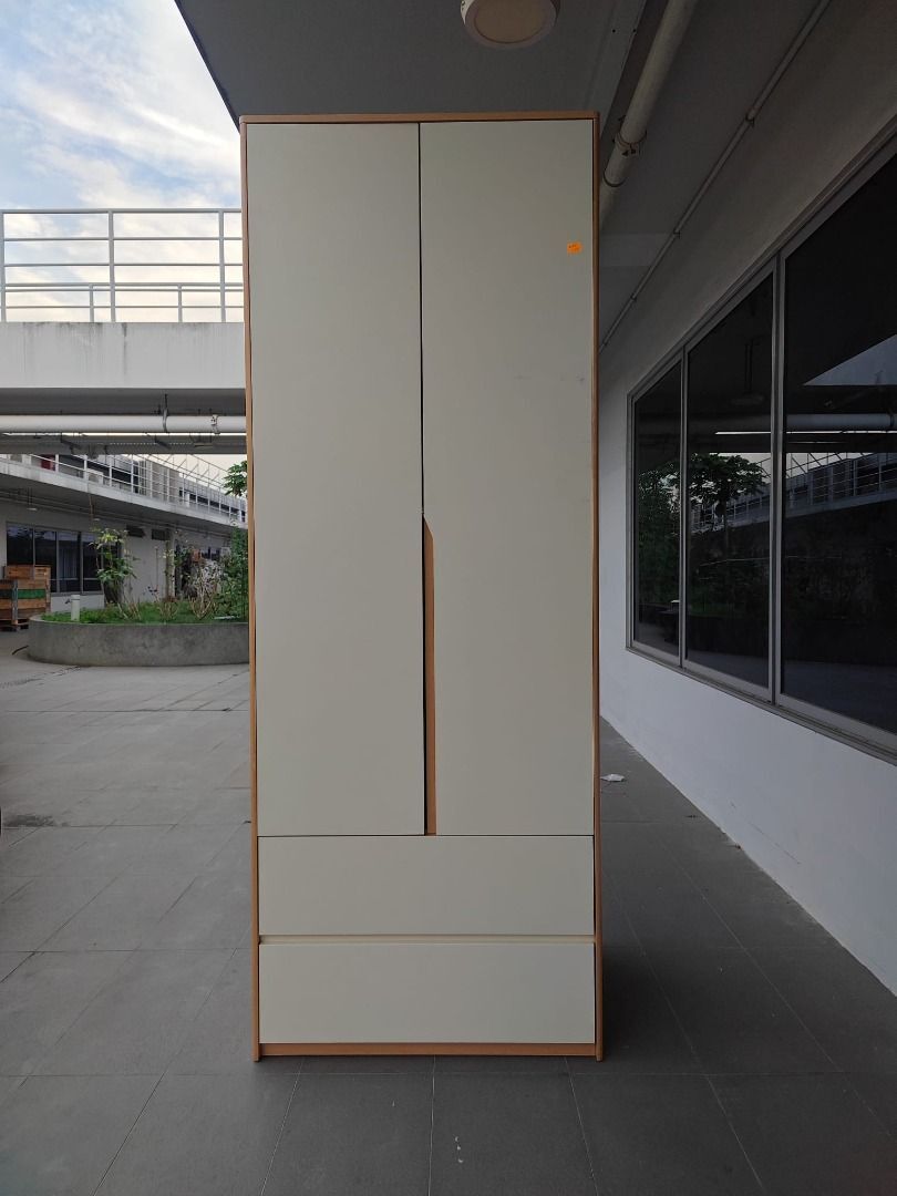 kalliga_08m_tall_wardrobe_with_1785560201_f3d19e16_progressive