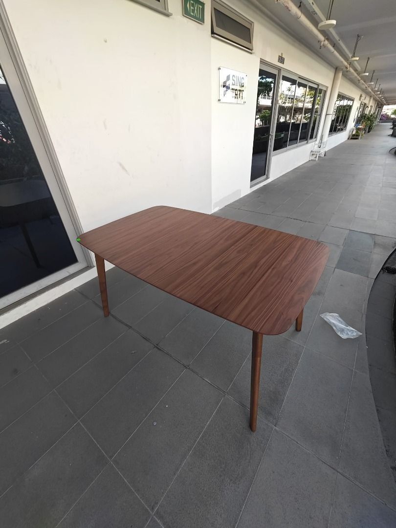 trax_extendable_dining_table_i_1789111755_2d15400d_progressive