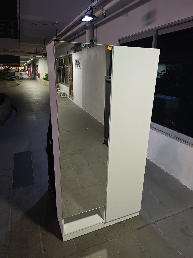 lannes_09m_tall_shoe_cabinet_1789048218_6f6ee0b4_progressive