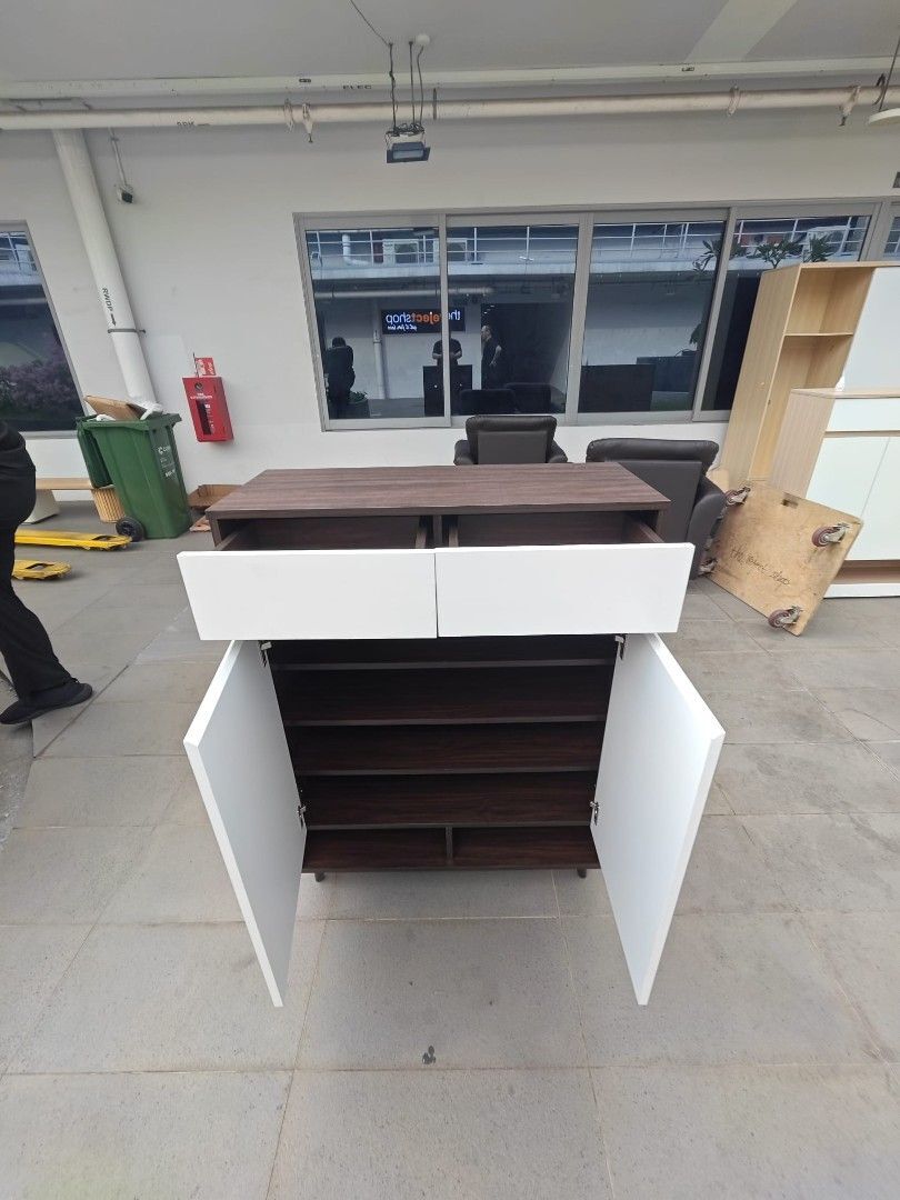 reviva_2_door_shoe_cabinet_80c_1788523834_67b248d2_progressive