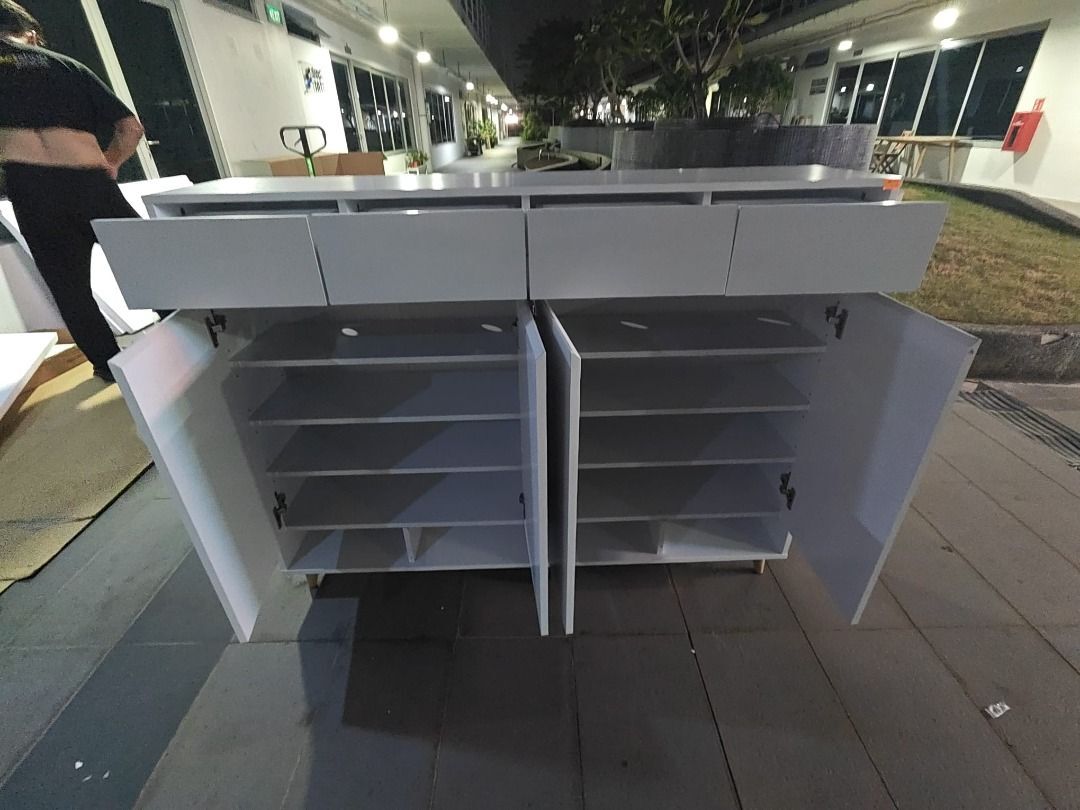 camilleri_shoe_cabinet_14m_1788498910_abb64777_progressive