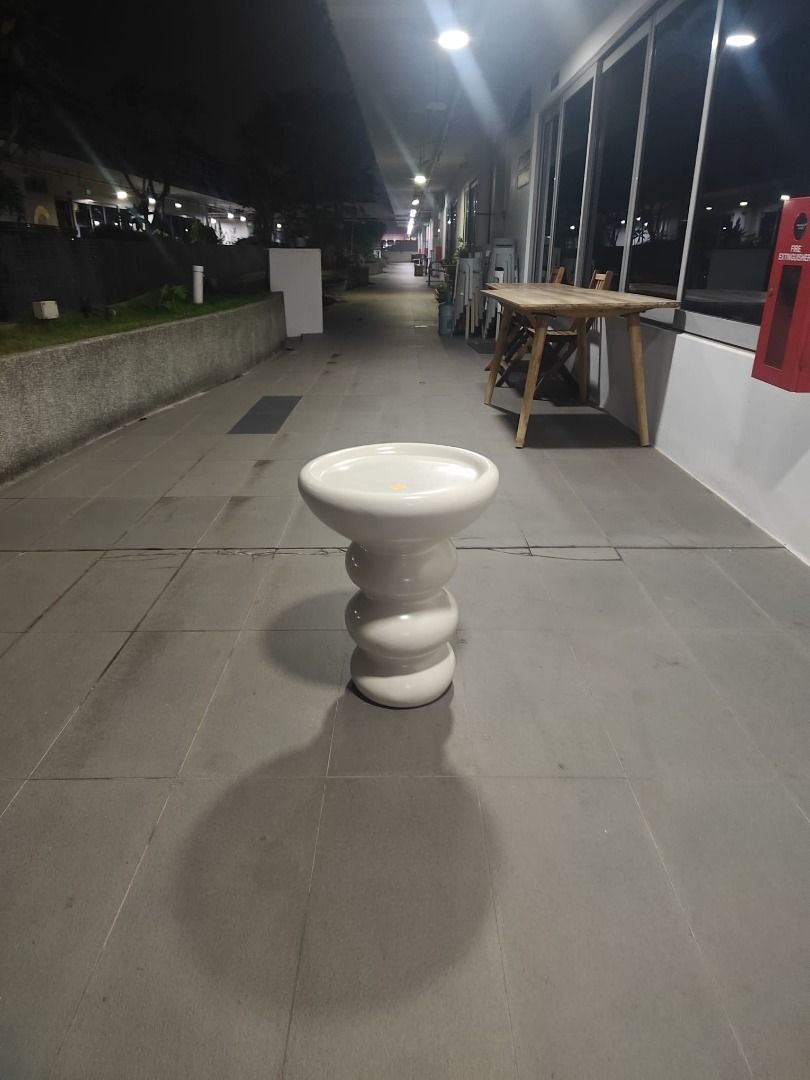 kothum_side_table_1789187191_4273158c_progressive