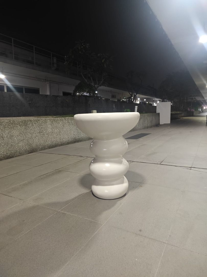 kothum_side_table_1789187191_5411b0b0_progressive