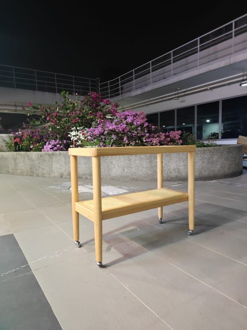 loken_075m_movable_side_table__1789048542_f8d0b6c9_progressive