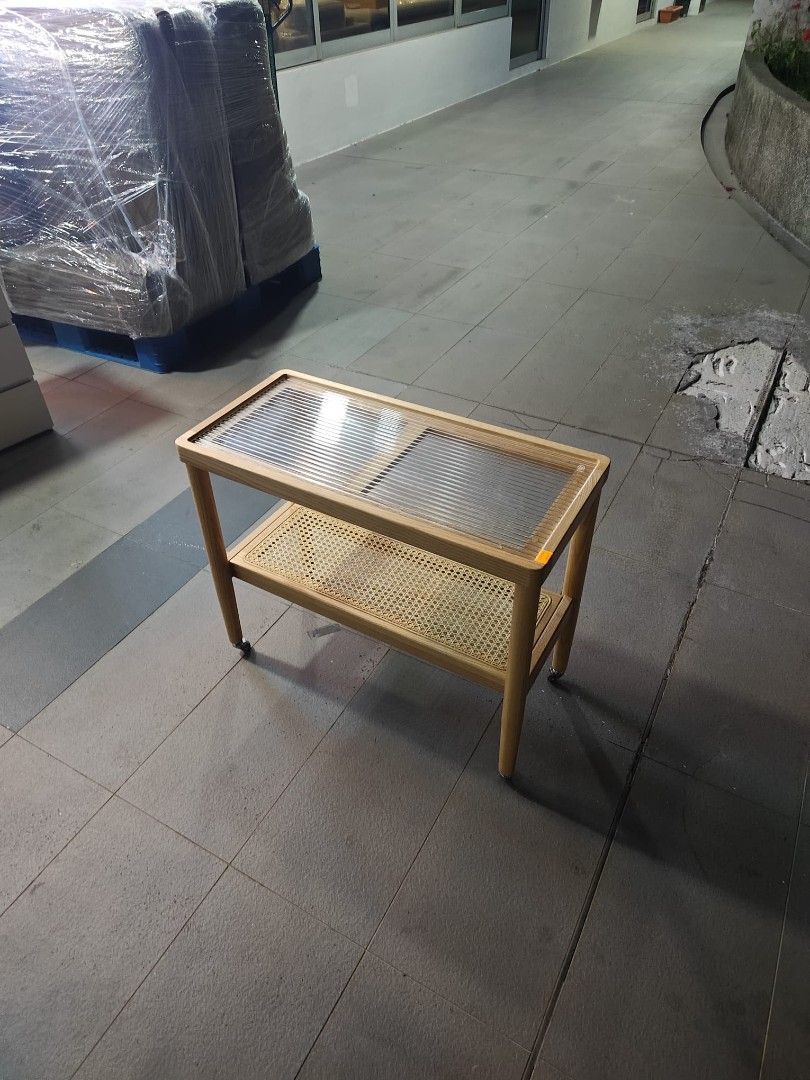 loken_075m_movable_side_table__1789048542_d528078a_progressive