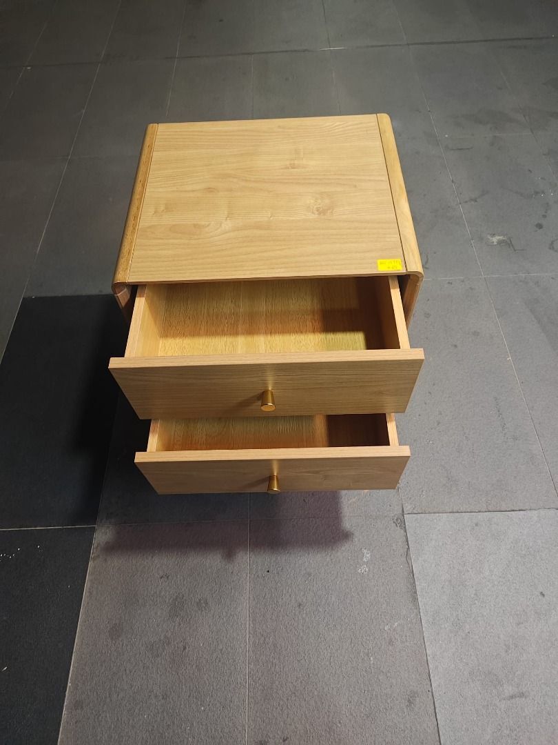 bester_bedside_table_1788671944_be9866ca_progressive
