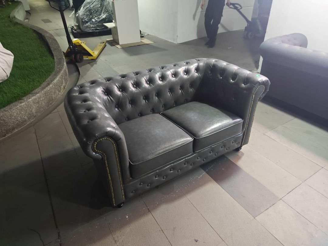 salvadore_x_2_seater_chesterfi_1793080659_bc4a9d50_progressive