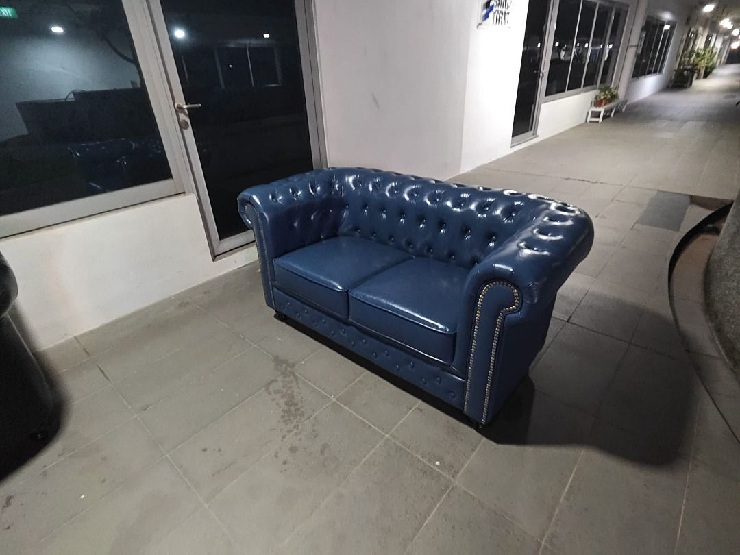salvadore_x_2_seater_chesterfi_1792330222_724da93d_progressive