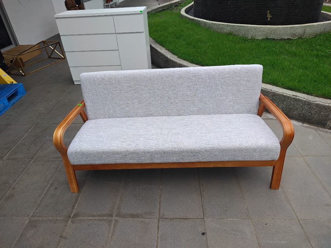meinholz_3_seater_wooden_sofa__1793173097_f81e921a_progressive