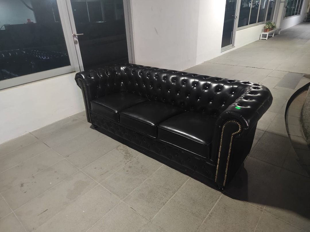 salvadore_x_3_seater_chesterfi_1792331767_33be5888_progressive