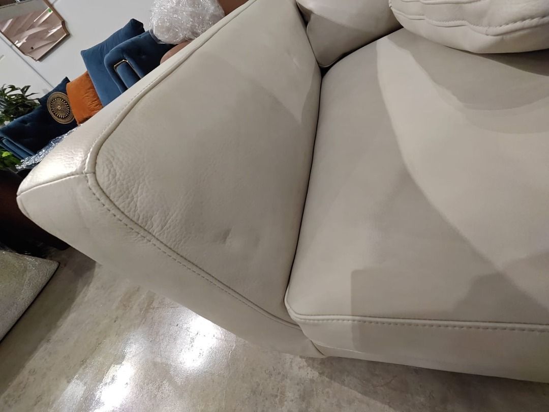 karl_round_chaise_sectional_so_1744265882_9bc94e94_progressive