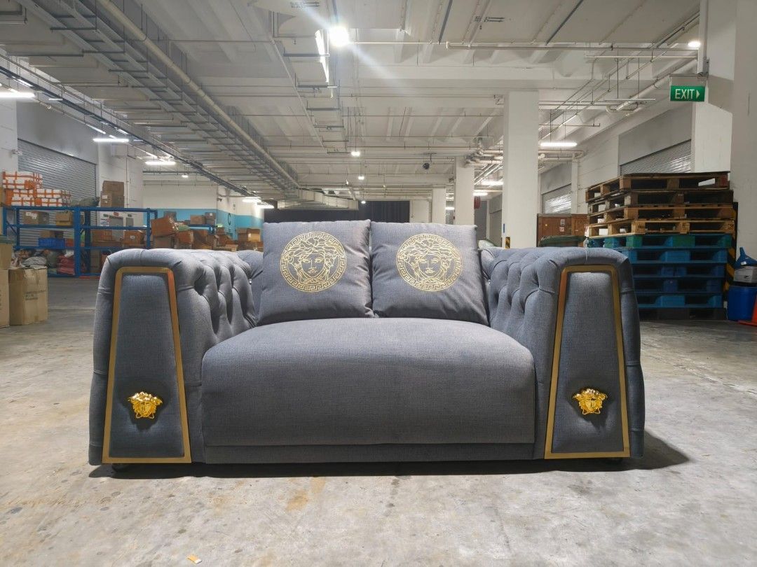 kriger_2_seater_contemporary_c_1720277666_32af4ffe_progressive