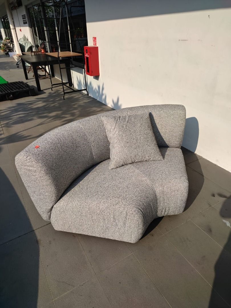 barkley_sofa_in_grey_fabric_1748755042_8bfd4bbc_progressive