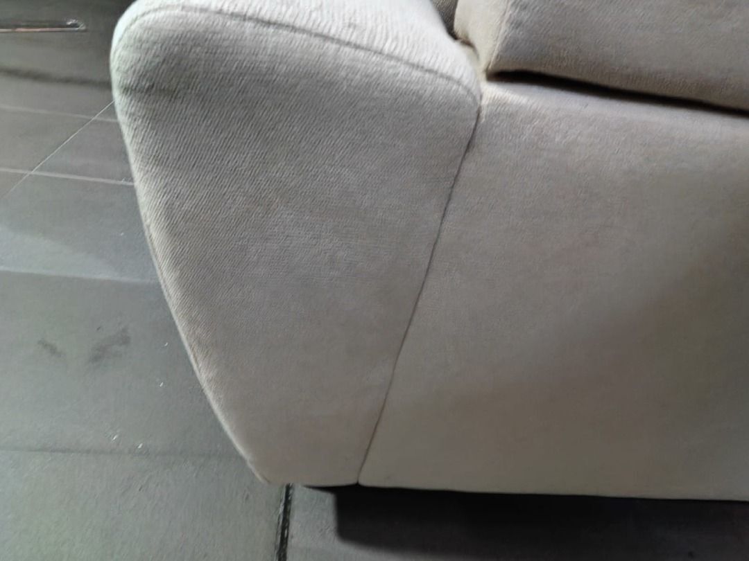 chante_3_seater_sofa_in_cream__1748330403_0007d2ee_progressive