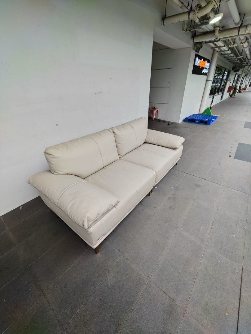 carcelen_35_seater_sofa_in_gen_1748179945_49488b8d_progressive