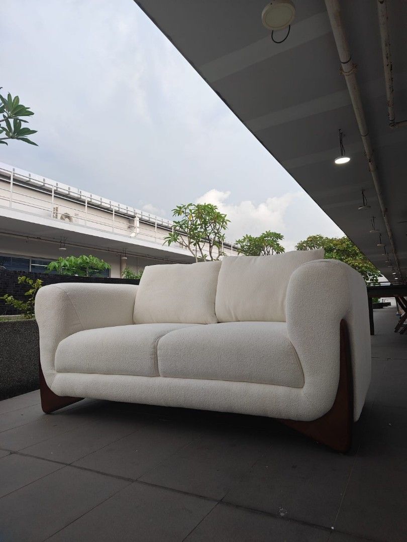 gwendoline_2_seater_sofa_1746012120_eec3bf2d_progressive