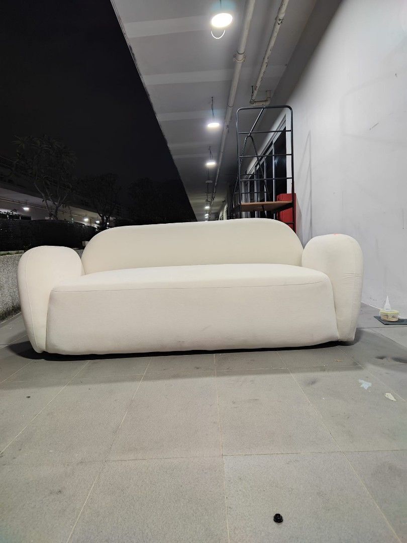 figliola_3_seater_sofa_in_fabr_1748178421_c16db7f8_progressive