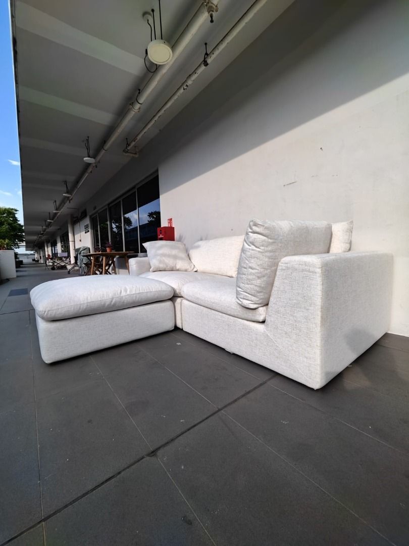 skyvale_3_seater_sofa_with_ott_1751623426_c7fb57b6_progressive