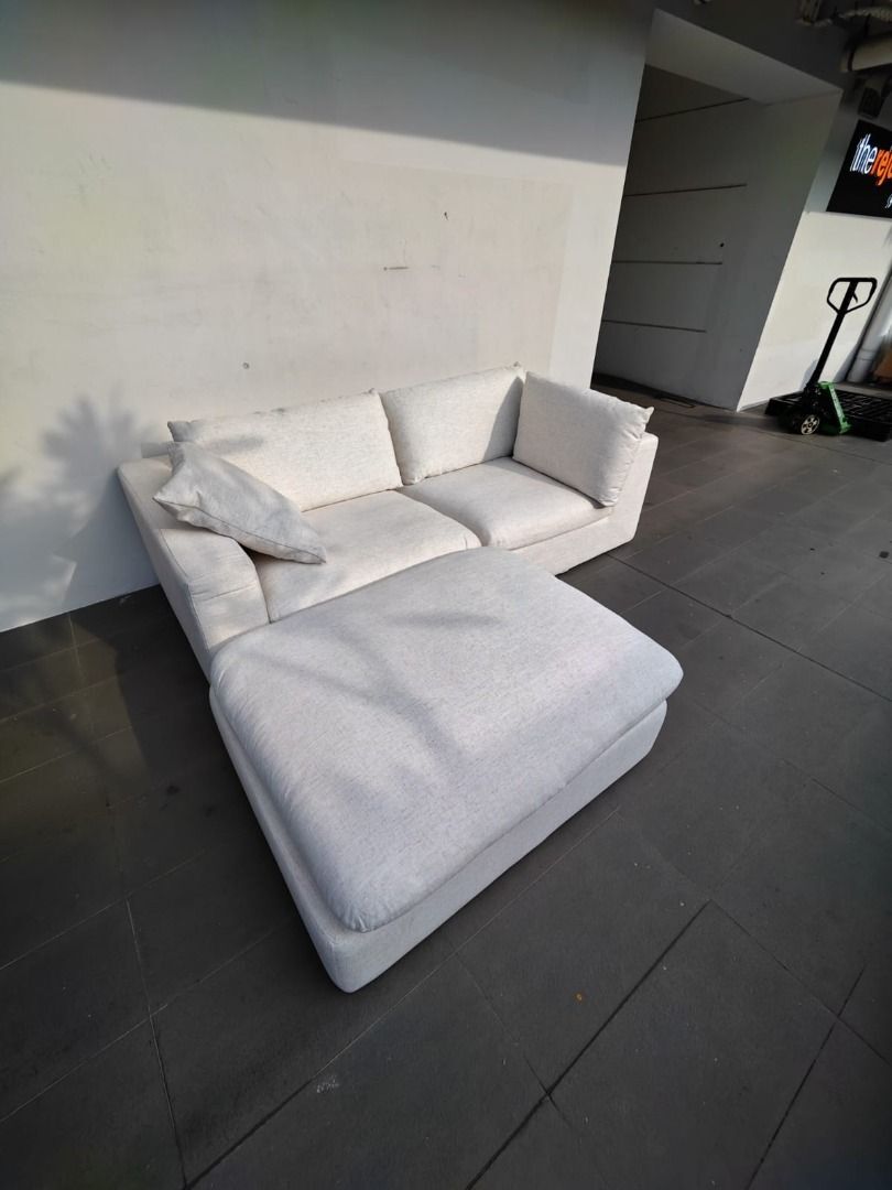 skyvale_3_seater_sofa_with_ott_1751623426_35cbd3c2_progressive
