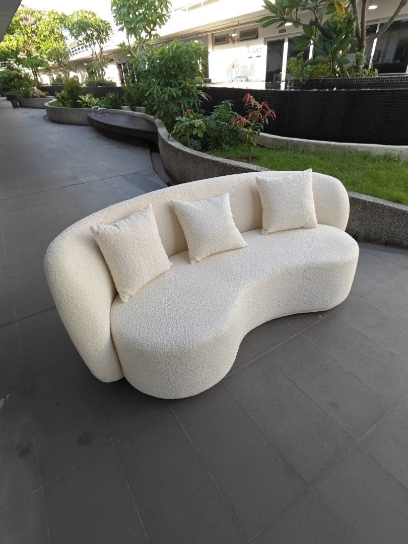borgia_3_seater_boucle_fabric__1752330308_bb2cc8b8_progressive