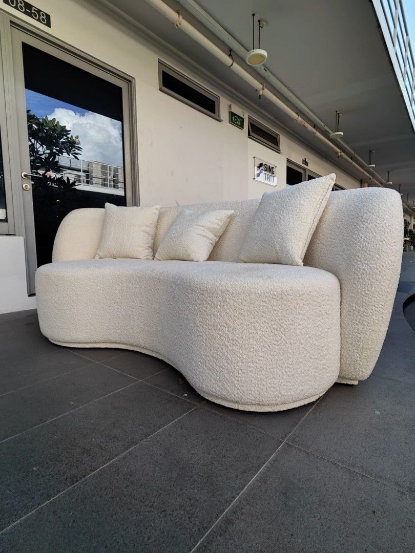 borgia_3_seater_boucle_fabric__1752330308_857dc0e3_progressive
