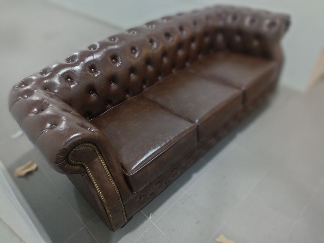 botteva_3_seater_chesterfield__1752068086_f29801bc_progressive