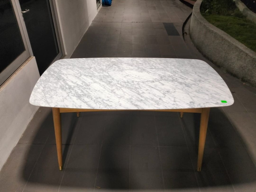 chungha_carrara_marble_dining__1730270410_cfa8feb7_progressive