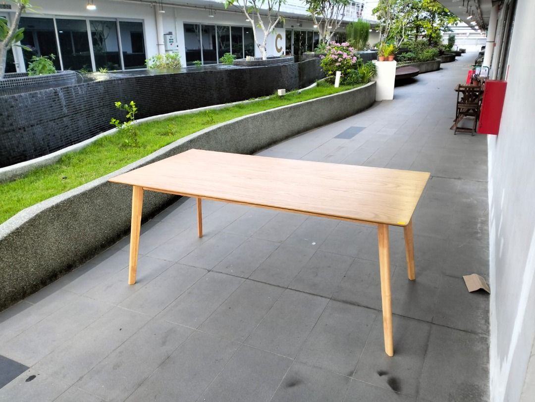 rach_large_dining_table_in_oak_1737116670_c4ce3a67_progressive