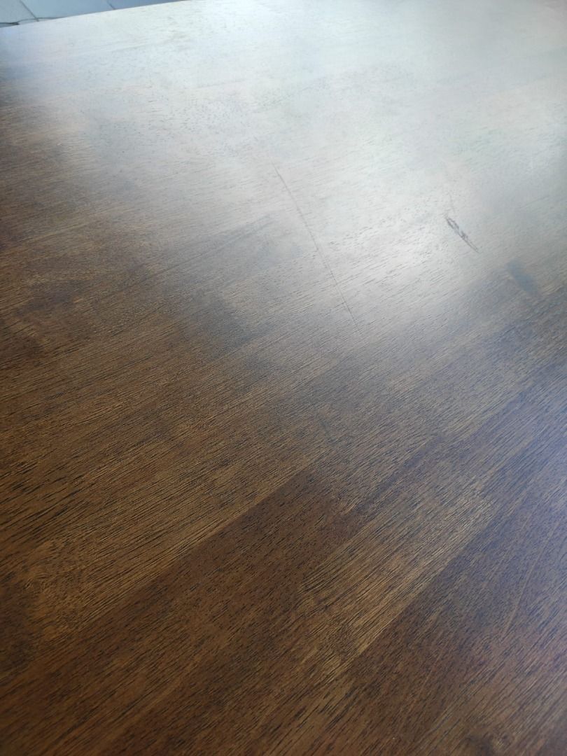 checkers_regular_dining_table__1754557062_ccc335b6_progressive