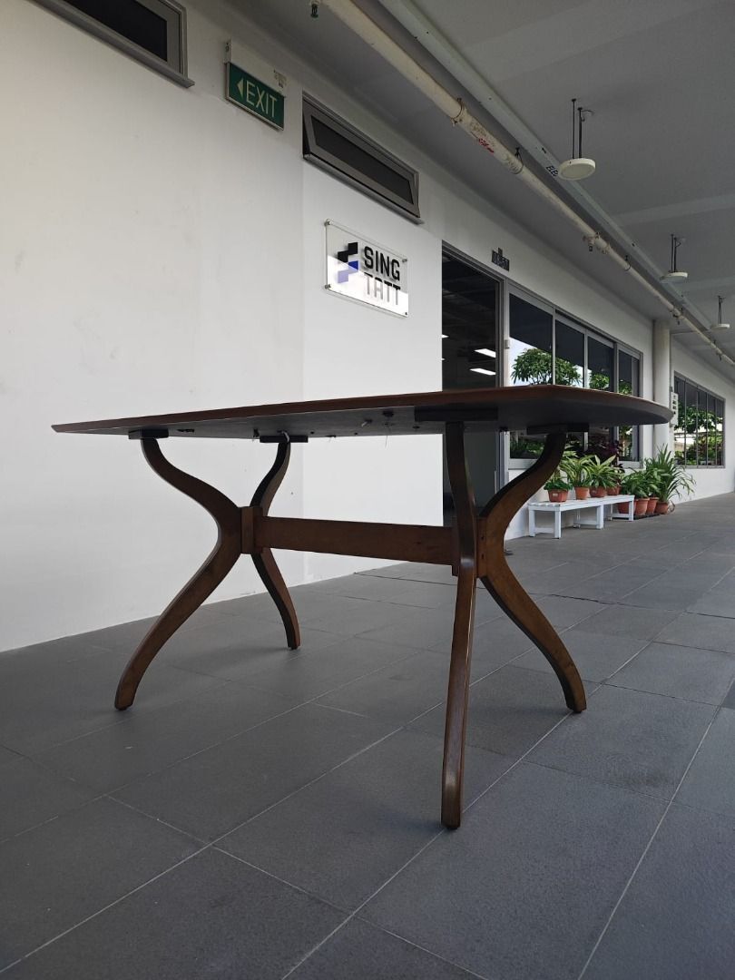 checkers_regular_dining_table__1754557062_affdc7b4_progressive