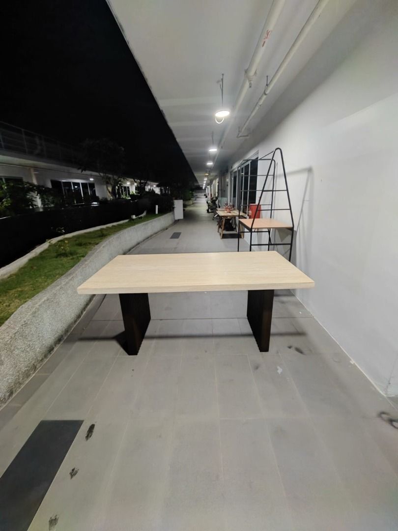 santi_travertine_dining_table_1749619944_d6c0ef1a_progressive