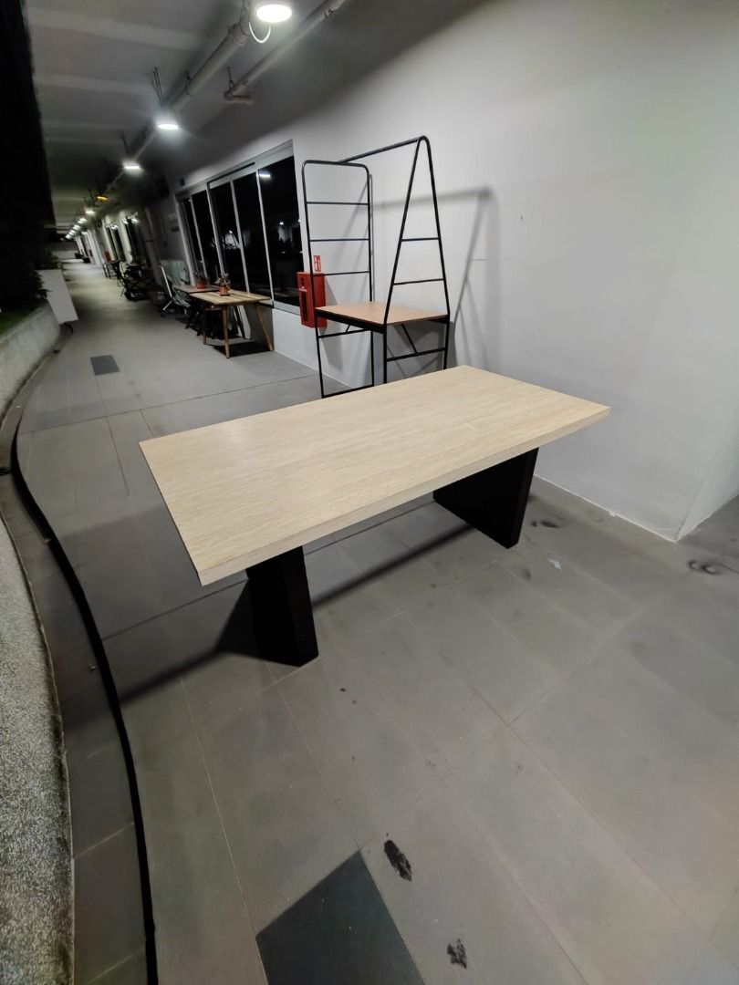 santi_travertine_dining_table_1749619944_1e4c2a33_progressive