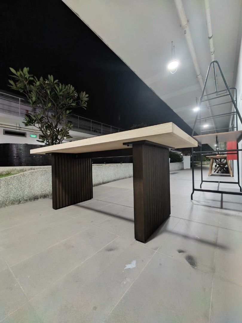 santi_travertine_dining_table_1749619944_cfa1b778_progressive